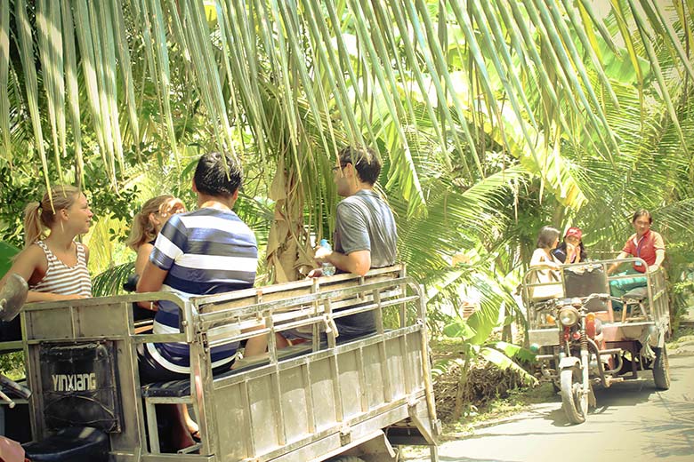 Exploring Cai Rang Floating Market-Can Tho